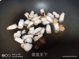 芋艿烧五花肉的做法步骤：3