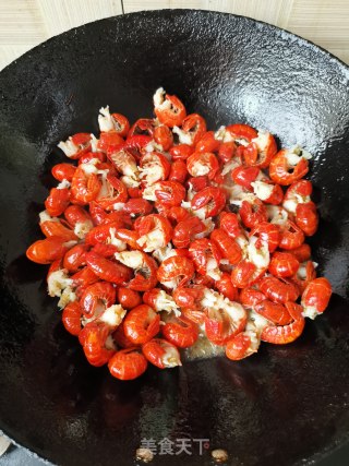 辣炒虾尾的做法步骤：3
