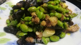 毛豆米炒鸡脆骨肉的做法步骤：7