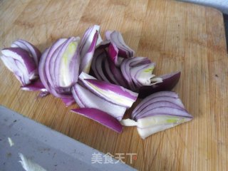 葱爆鱿鱼的做法步骤：3