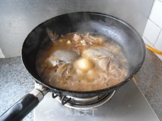 大蒜烧鲳鱼的做法步骤：10