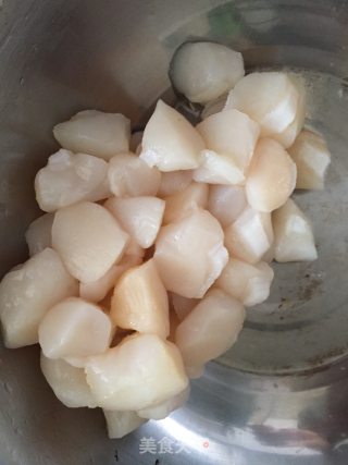丝瓜鲜贝蛋汤的做法步骤：2