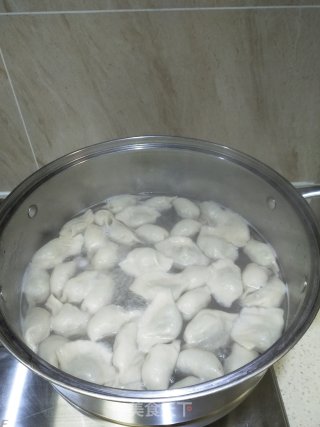 虾仁玉米粒水饺的做法步骤：11