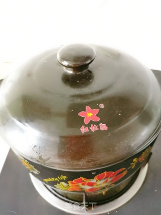 牛腩煲仔饭的做法步骤：10