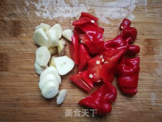 油麦菜烧豆腐皮的做法步骤：4