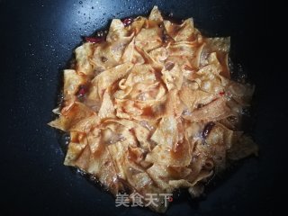 油麦菜烧豆腐皮的做法步骤：8