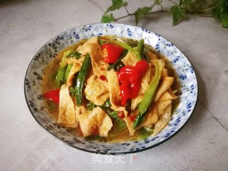 油麦菜烧豆腐皮的做法步骤：13