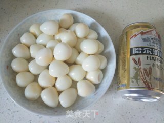香辣鹌鹑蛋的做法步骤：1