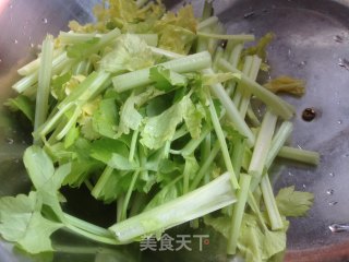 荷兰豆炒鱿鱼的做法步骤：5