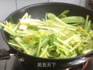 荷兰豆炒鱿鱼的做法步骤：7