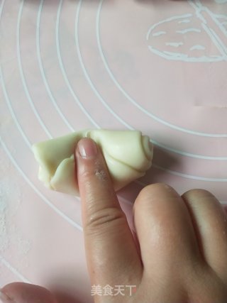 蛋黄酥的做法步骤：21