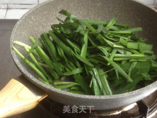 韭菜炒蛋的做法步骤：3