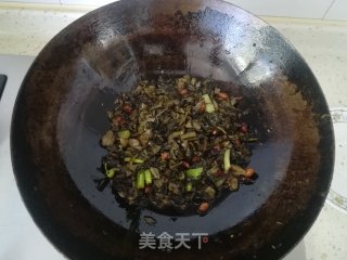 炒盐菜的做法步骤：4