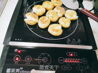 大人小孩都爱的敲扁土豆（土豆饼）的做法步骤：4