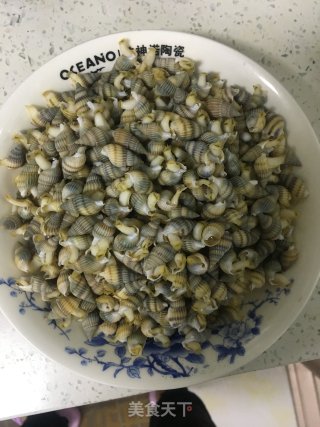 辣炒海螺丝的做法步骤：2