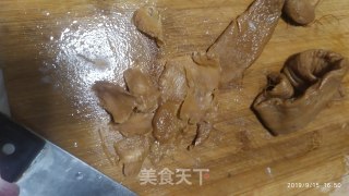 鸡胸肉炒萝卜干的做法步骤：1