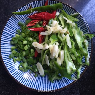 蚝油青椒鲍菇丝的做法步骤：2