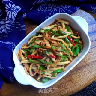 蚝油青椒鲍菇丝的做法步骤：7