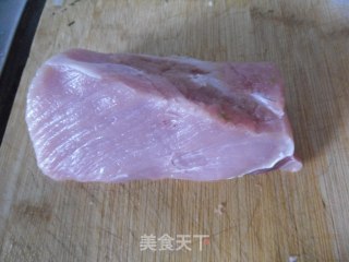糖醋里脊的做法步骤：1