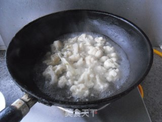 甜辣酱烧菜花的做法步骤：3