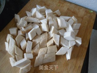 西芹菌菇的做法步骤：2