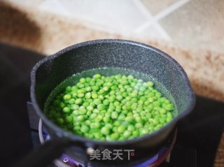 青豆炒腊肠的做法步骤：4