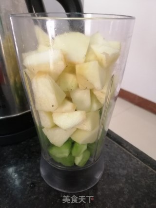 苹果系列四：苹果苦瓜汁的做法步骤：3