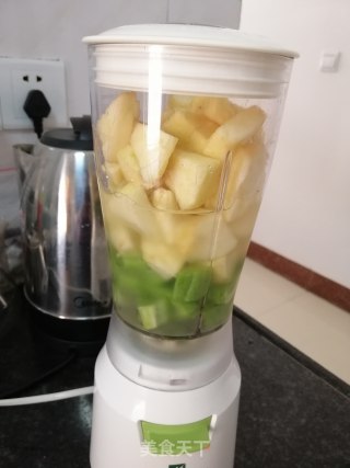 苹果系列四：苹果苦瓜汁的做法步骤：4