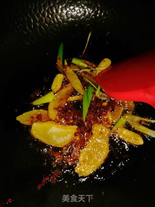 鸡鸭炖土豆的做法步骤：3
