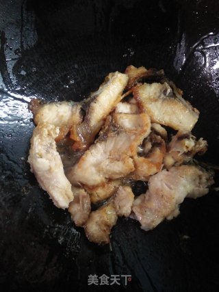 糖醋鱼块的做法步骤：4