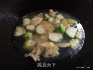 丝瓜蛋汤的做法步骤：5