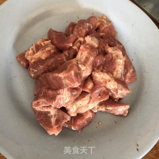 现炸酥肉的做法步骤：4