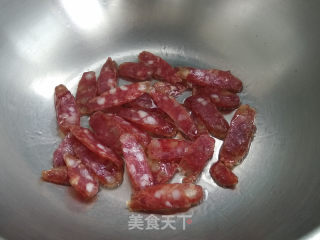 香肠炒芦笋的做法步骤：5