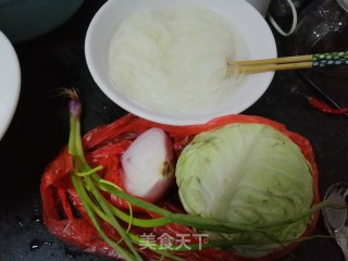 家乡炒粉的做法步骤：1