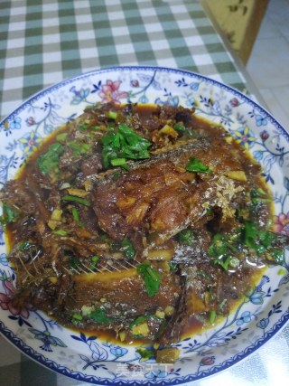 红烧带鱼的做法步骤：9