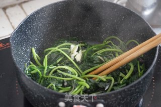 蒜蓉炒薯藤的做法步骤：6