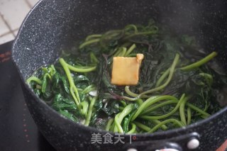 蒜蓉炒薯藤的做法步骤：7