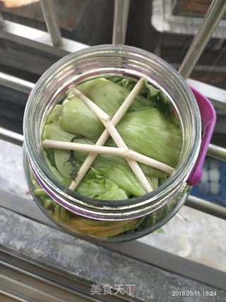 泡酸菜的做法步骤：3