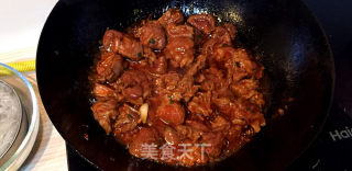 不用香料炖好吃的牛肉的做法步骤：3