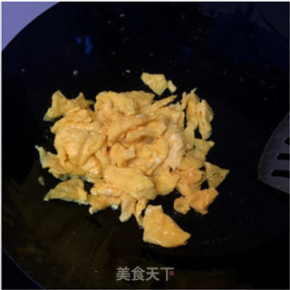 青椒炒蛋的做法步骤：3