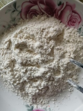 炸鸡腿的做法步骤：3