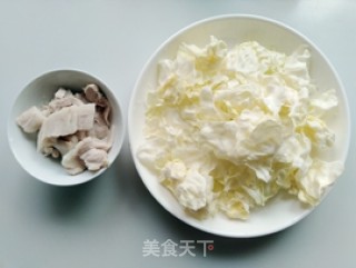 卷心菜炒肉片的做法步骤：3