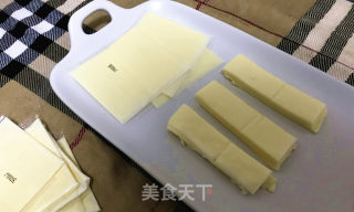 芝士鸡蛋卷，小美的美食的做法步骤：1