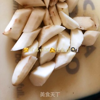 【祥瑞宝宝餐桌】之山药黑芝麻捞饭的做法步骤：1