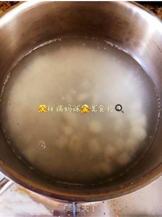 【祥瑞宝宝餐桌】之山药黑芝麻捞饭的做法步骤：3