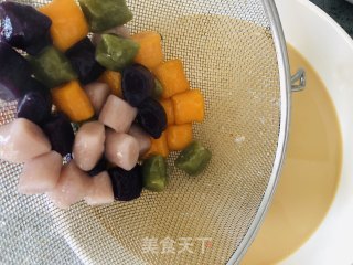 港式奶茶芋圆，Q弹软糯，奶香浓郁的做法步骤：9