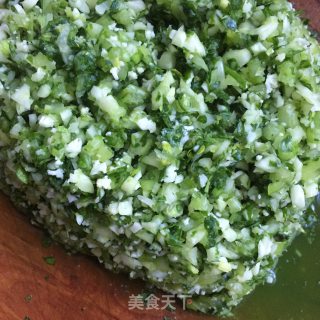 芹菜水饺的做法步骤：3