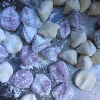 芹菜水饺的做法步骤：7
