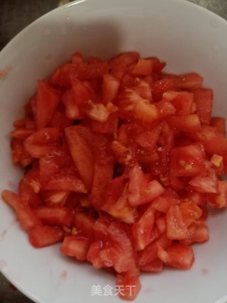 番茄金针菇肥牛汤的做法步骤：4