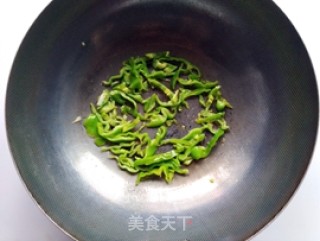 咸菜青椒炒藕丝的做法步骤：5